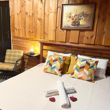 Cosy Apartment In Family Compound Turany Экстерьер фото